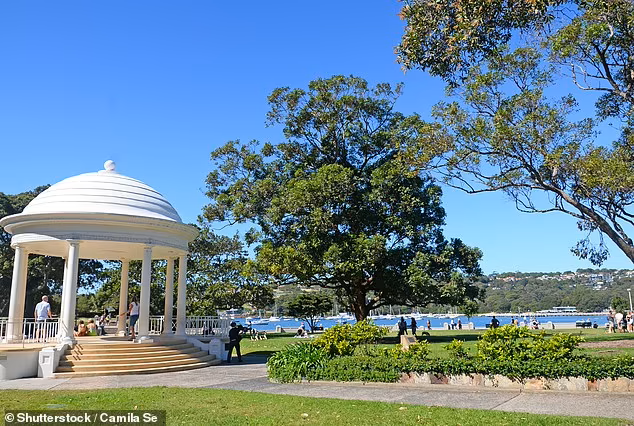 Balmoral beach